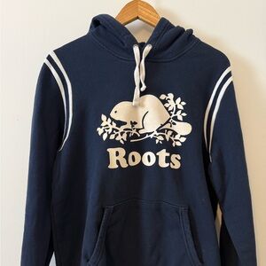 Roots Beaver Logo Hoodie — Men’s Medium